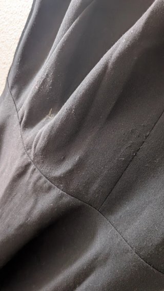 Vestido negro sin mangas