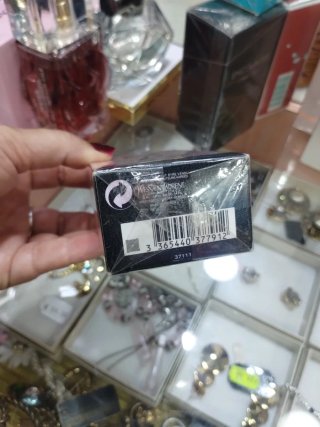 Yves Saint Laurent Parisienne Eau de Parfum 30ml