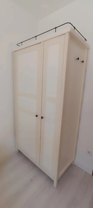 Diván (cama doble) con Armario Habitación