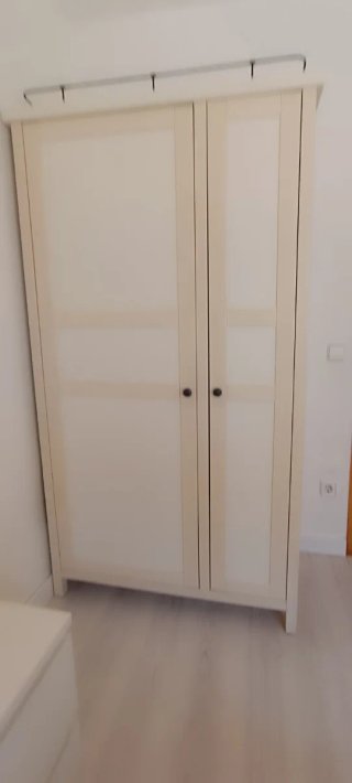Diván (cama doble) con Armario Habitación