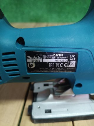Makita DJV182Z Caladora 18V Litio BL