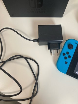 Nintendo Switch Azul/Rojo + Juegos