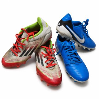 2 Pares Botas Fútbol Adidas y Nike