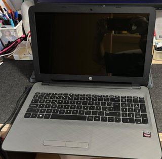 Portátil HP TPN-C126 SSD 256GB 12MB RAM