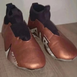 Botas de fútbol niño