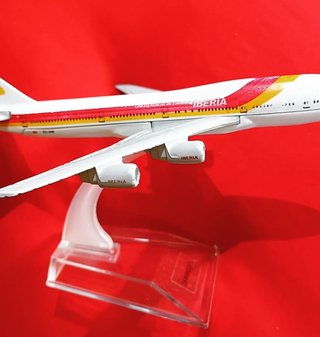 Maqueta Avión Boeing 747 Iberia 1:500