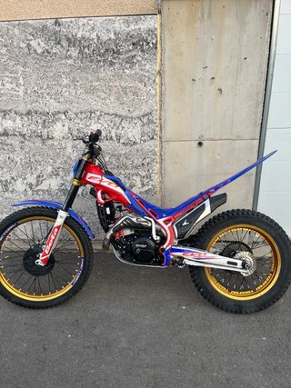 Beta 125 Trial