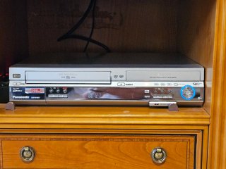 Panasonic DMR EH80V VHS DVD HDD funcionando