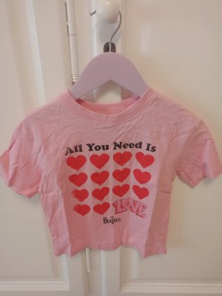 Camiseta niña The Beatles rosa