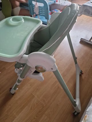 Trona Peg Perego verde menta plegable