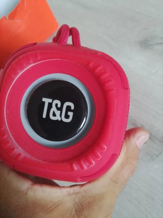 Altavoz T&G Rojo Nuevo en Caja