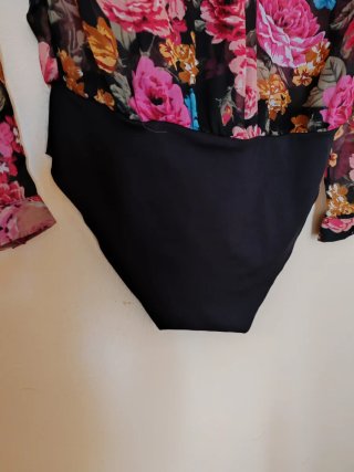 Body floral transparente talla S