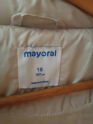 Parka Mayoral beige con forro de terciopelo