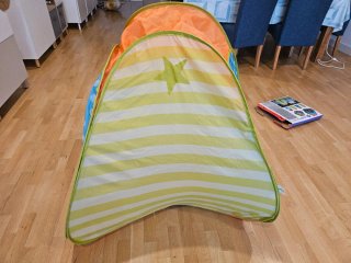 Casita de juegos infantil