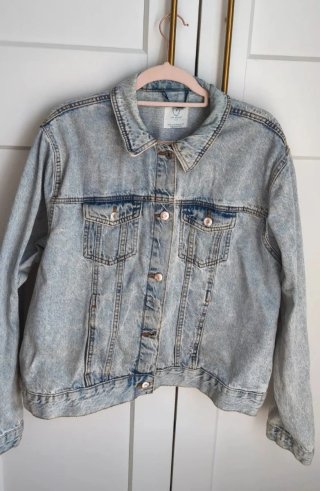 Cazadora vaquera oversize Primark Talla 48
