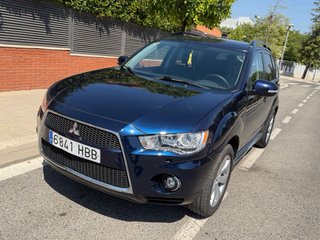 Mitsubishi Outlander 2011