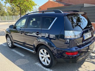 Mitsubishi Outlander 2011
