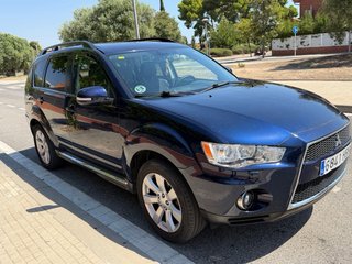 Mitsubishi Outlander 2011