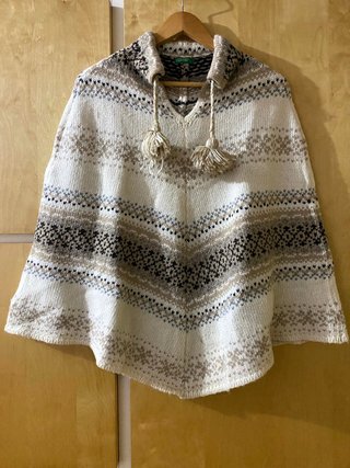 Poncho Benetton Lana Talla Única