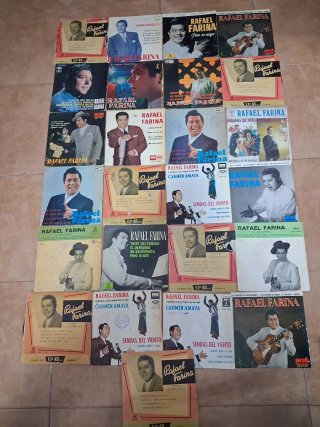 Lote 25 Vinilos Rafael Farina