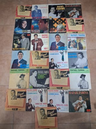 Lote 25 Vinilos Rafael Farina