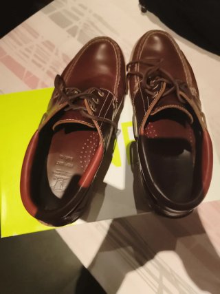 Náuticos de piel marrón casi nuevos