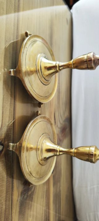 Candelabros Bronce Antiguos,base con patas