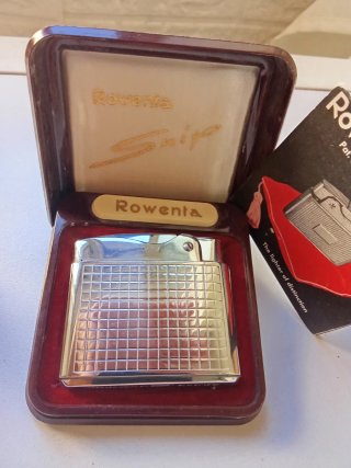 Raffinata Collezione di Accendini Vintage Rowenta