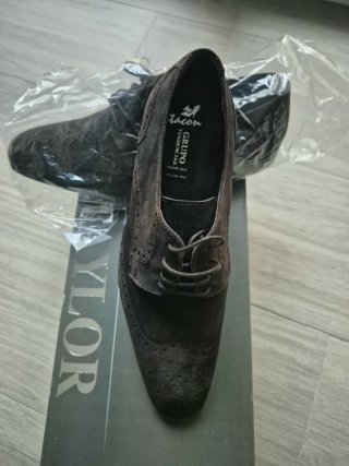 Zapatos marrones