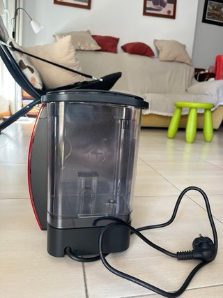 Cafetera Bosch Tassimo Roja