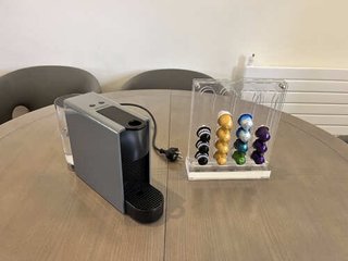 Cafetera Nespresso Essenza Mini Gris