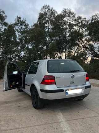 Volkswagen Golf 2000