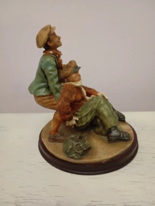 Figura pareja patinado sobre hielo