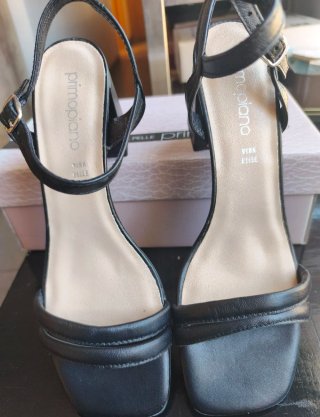 Sandalias de tacón negras Vera Pelle
