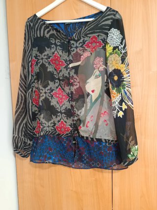 Blusa Desigual Talla 36 Estampada