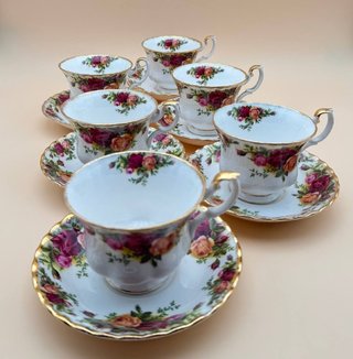 Taza y Platillo Royal Albert Old Country Roses