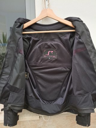 Chaqueta Moto Mujer Negra y Rosa. Talla S