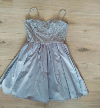 Vestido de fiesta plateado