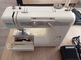 Máquina de coser REAL Mod. 510