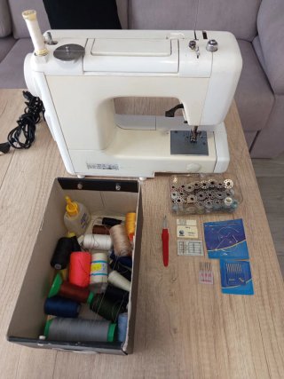 Máquina de coser REAL Mod. 510
