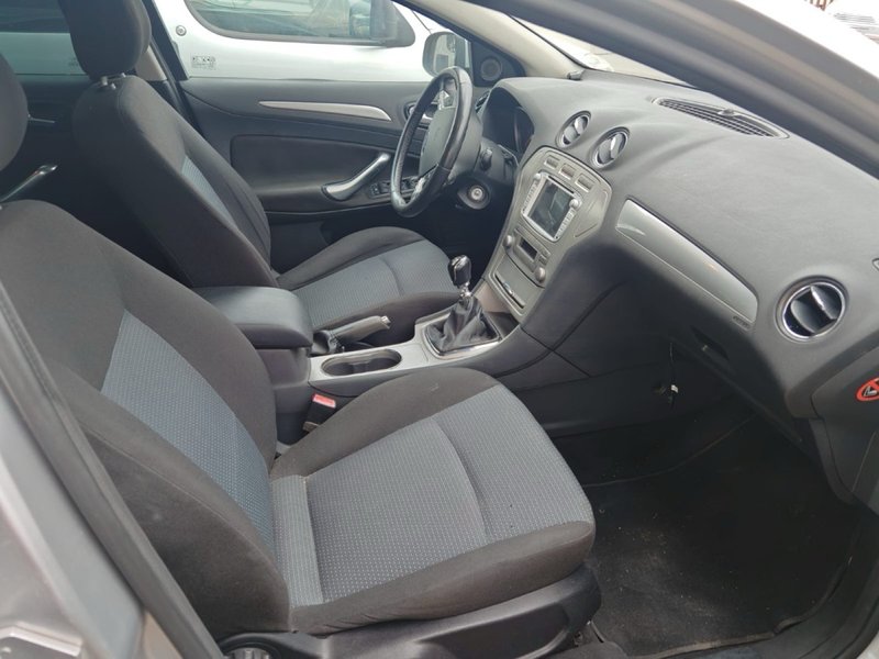 Ford Mondeo 1.8 TDCi Ambiente 4p / 5p 2008, foto 6