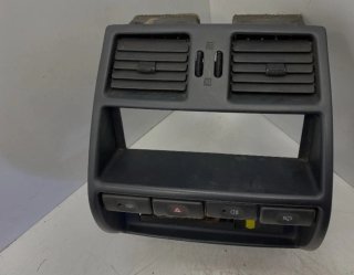 Consola Central Nissan Terrano 2
