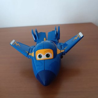 Tre aerei Super Wings