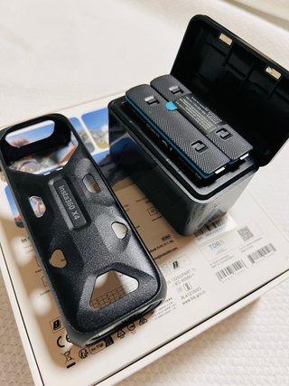 Insta360 X4 + 3 Bat Originales + Accesorios + Caja