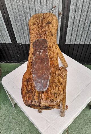 Clavera de zapatero antigua de madera