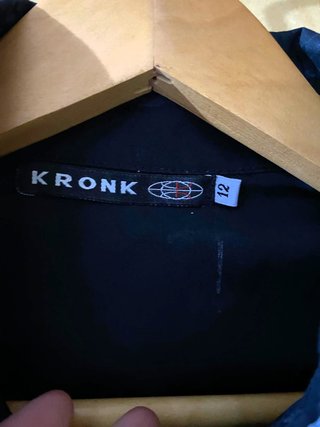 Camisa KRONK negra manga corta talla 12