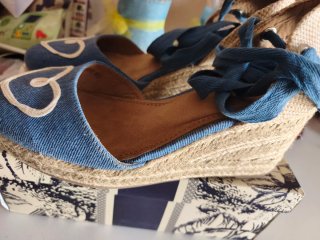 Zapatillas esparto con corazón azul