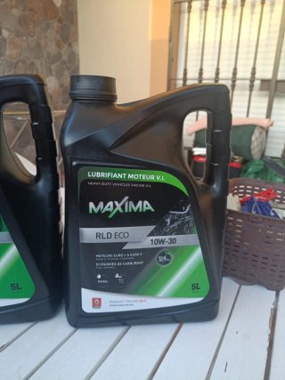2x Óleo Motor Maxeon e Maxima 10W-30