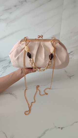 Bolso Clutch Rosa Claro Cadena Dorada