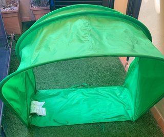 Caseta para cama infantil verde IKEA
